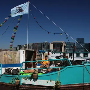 Botel Flow, Amesterdão